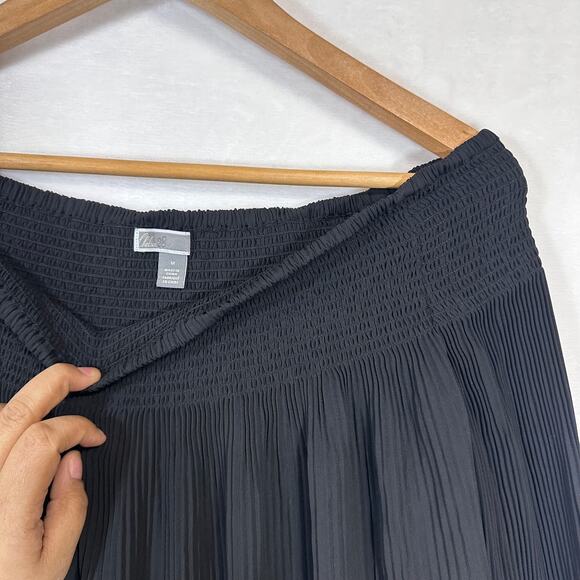 Chelsea28 Medium Black Smocked Lace Top Balloon Sleeve Pleated‎ Formal Sexy Goth - Picture 2 of 10